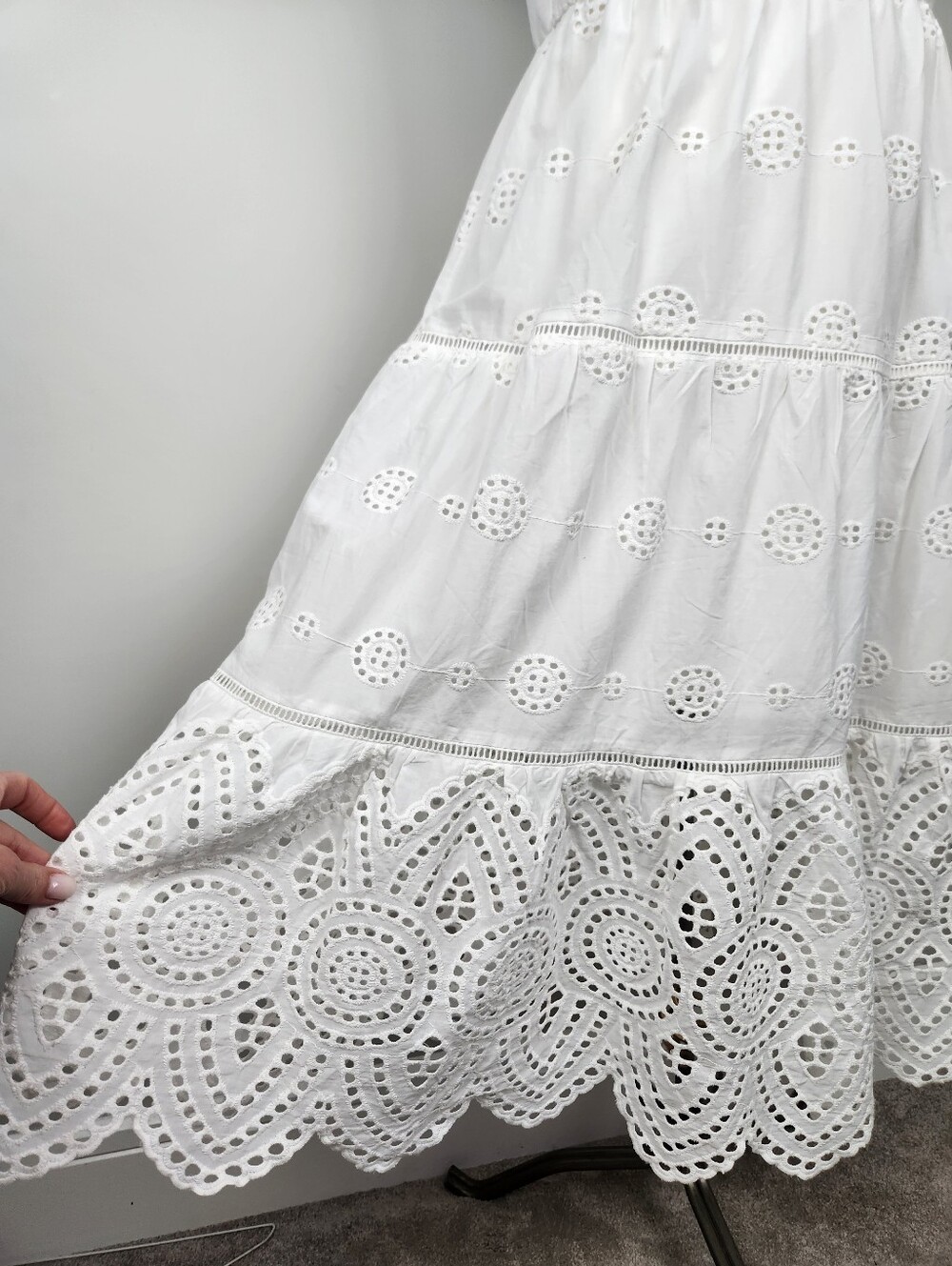 White Eyelet 100% Cotton Midi Dress Flutter Sleeve Size Small Fits Medium - Picture 4 of 12